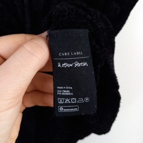 & other stories black chenile long sleeve top - Picture 5 of 5